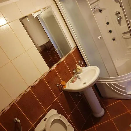 Sergej 2 * 索科矿泉村